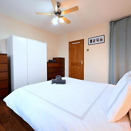 Lovely 1 Bedroom Flat Hoxton Shoredicth Old Street ロンドン エクステリア 写真